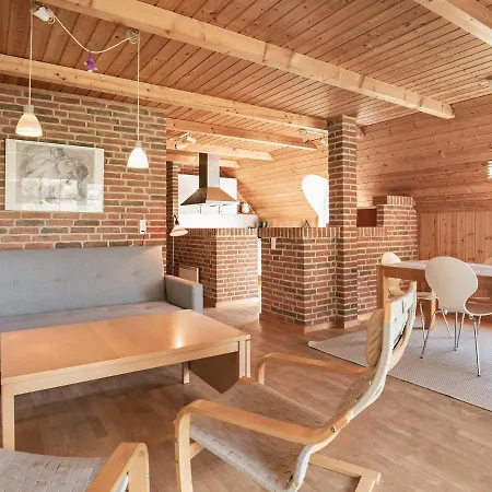 Three-bedroom In 1 Holiday home Lokken